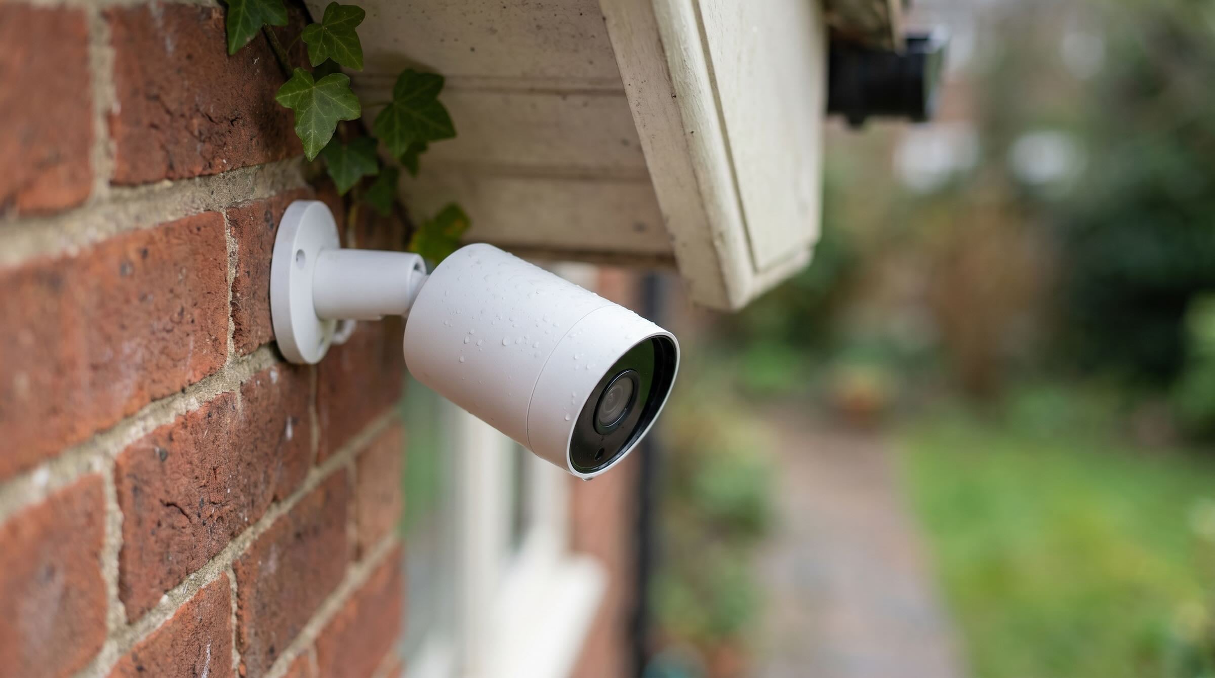 No-Subscription Outdoor Camera UK
